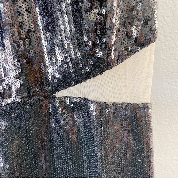NWT TOCCIN (NY) Sequins Cutout Mesh Cocktail Dress 6 - Picture 9 of 15